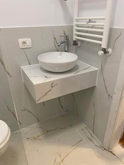 Apartament cu 4 camere în Drumul Carului