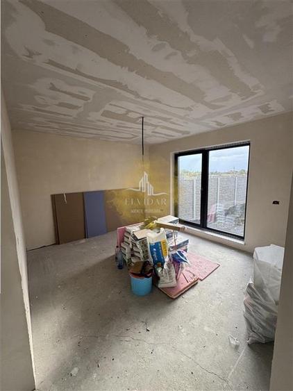 Duplex cu 4 camere cu Teren 275 Mp în Giarmata-Vii