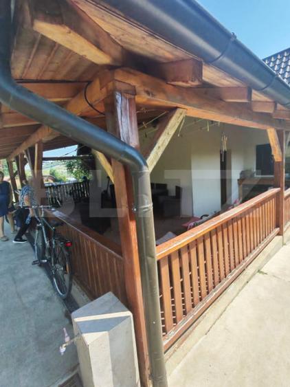 Casă cu 5 camere cu Teren 1100 Mp în Central