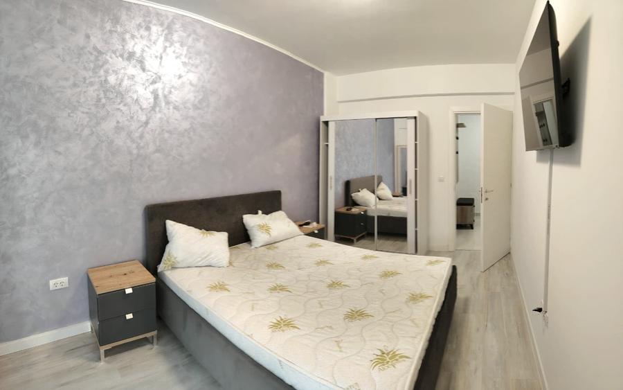 Apartament cu 2 camere decomandat în Central