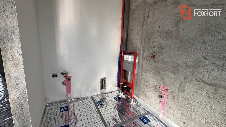 Duplex cu 5 camere cu Teren 300 Mp în Moșnița Veche