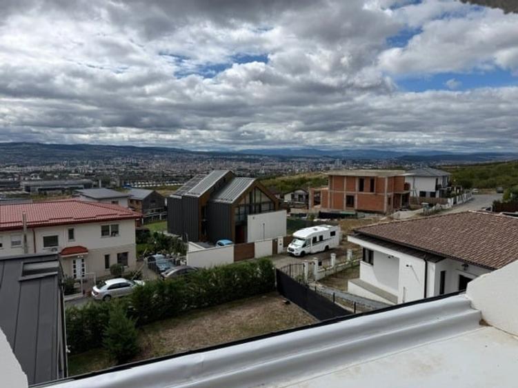 Duplex cu 4 camere cu Canalizare în Iris