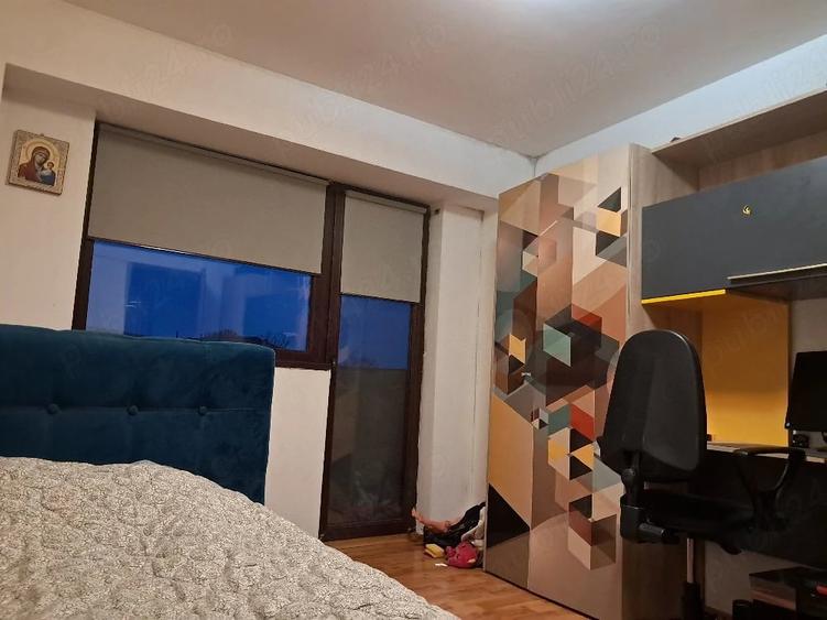 Apartament cu 4 camere decomandat în Autogară