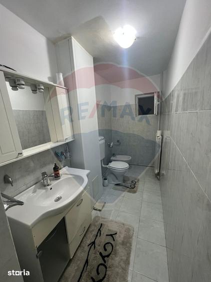 Apartament cu 3 camere, mobilat în Ultracentral