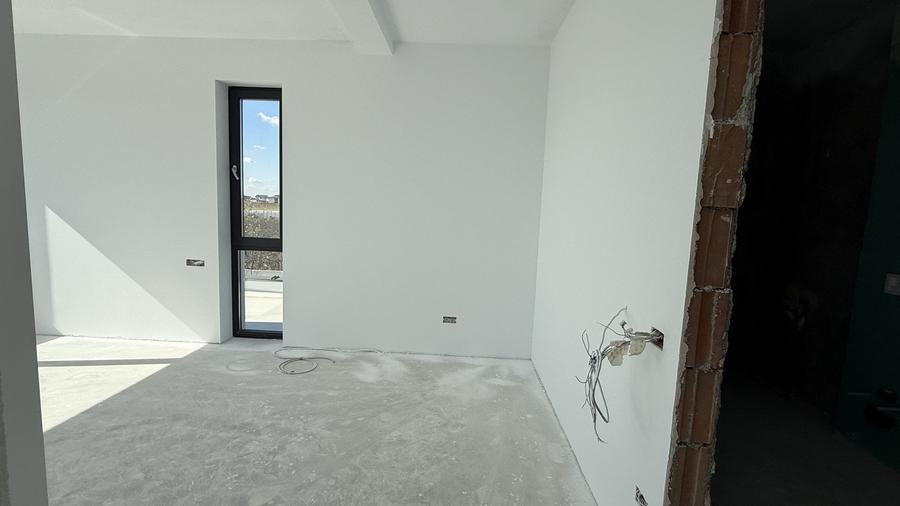 Casă individuală cu 4 camere cu Teren 804 Mp în Săftica