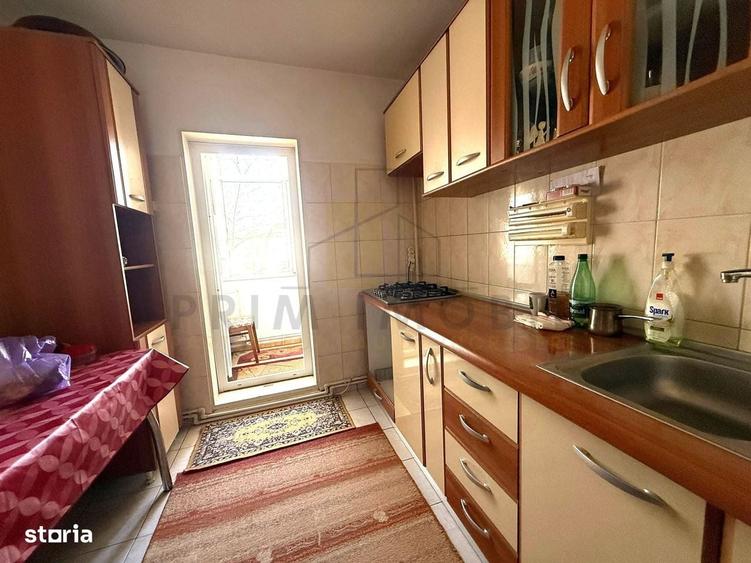 3 Camere Decomandat, Nicolina, LIDL, Prima Statie din Podu Ros - 1