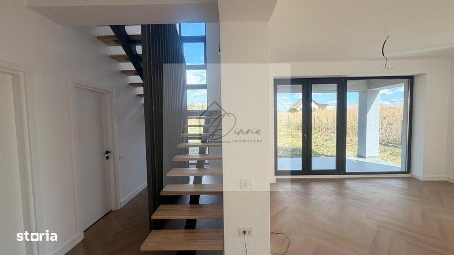 Casă cu 4 camere cu Teren 526 Mp în Corbeanca