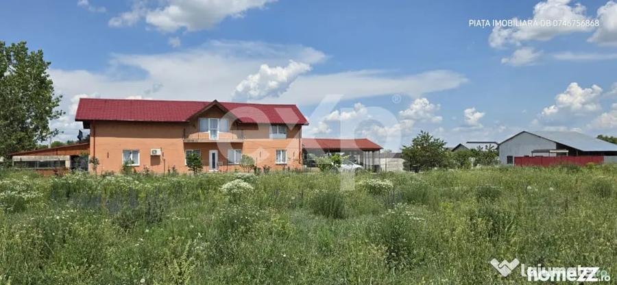 Casă cu 7 camere cu Teren 2000 Mp în Colacu