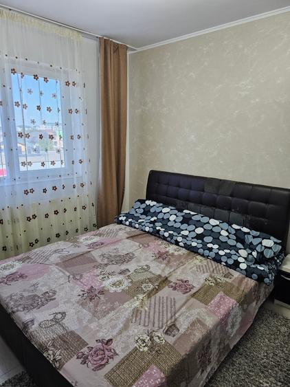 Apartament cu 3 camere decomandat în Militari