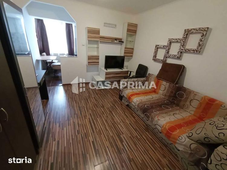 Garsonieră decomandată în Nicolina