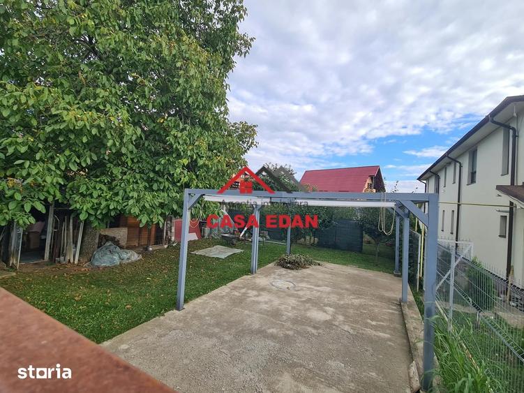 Teren de 571 mp, în Cornu