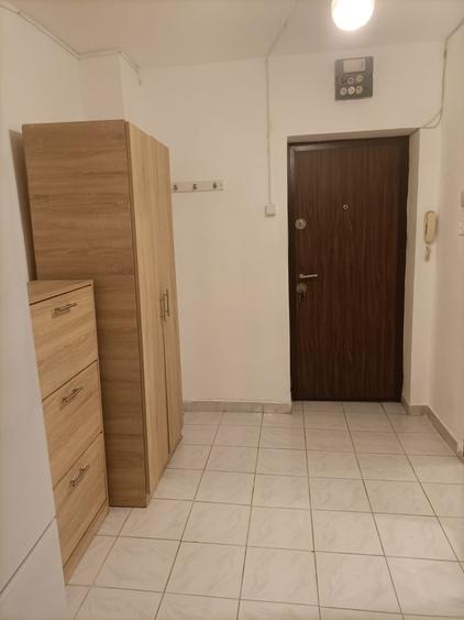 Garsonieră decomandată în Știrbei Vodă