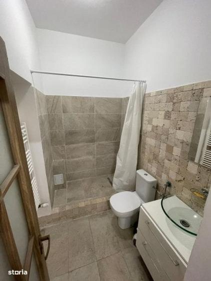 Apartament cu 2 camere decomandat, mobilat în Victoriei