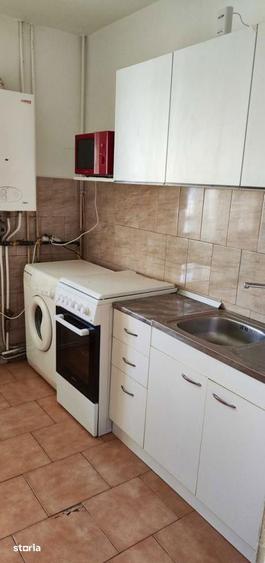 Apartament cu 2 camere, mobilat în Între Lacuri