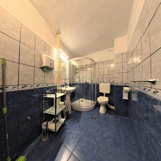 Apartament cu 4 camere decomandat în Universitate
