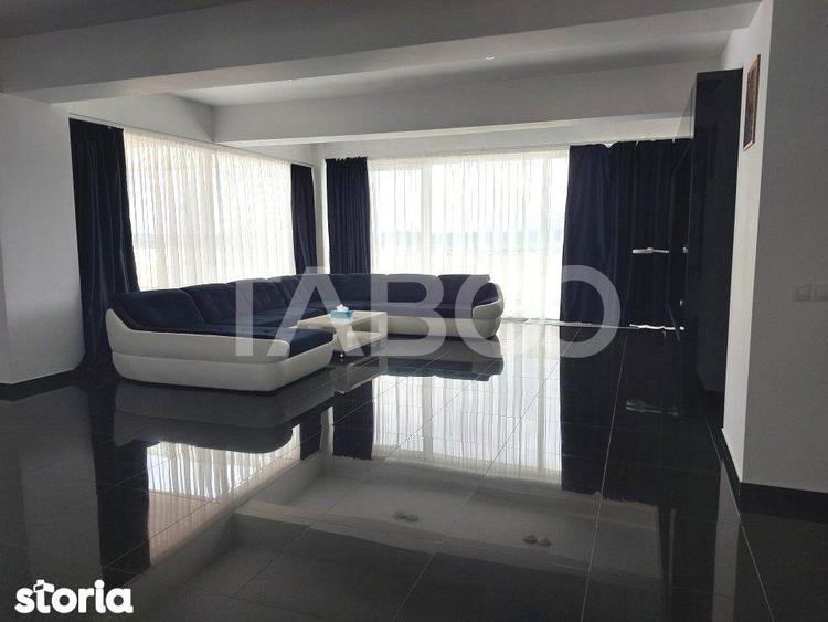 Apartament cu 3 camere decomandat în Vasile Aaron