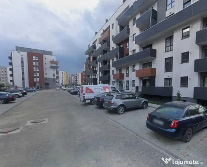 Garsonieră decomandată în Avantgarden