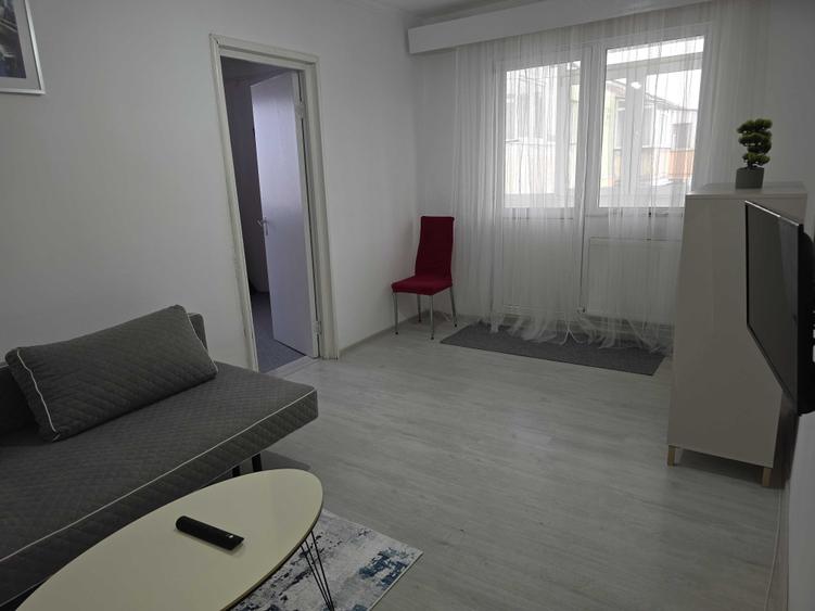 Apartament cu 2 camere semidecomandat în Exercițiu