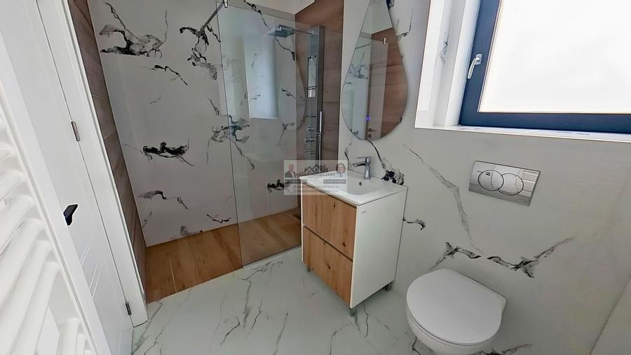 Apartament cu 2 camere decomandat în Sud