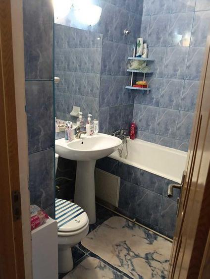 Apartament cu 3 camere decomandat în Canta