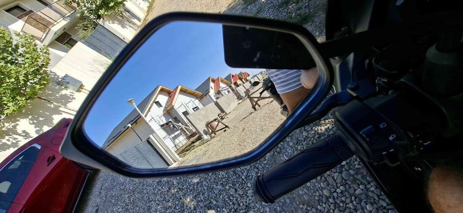 Ansamblu 9 case , zona lacul si padurea Cernica , sos Cernica , str George Tarnea oras Pantelimon - 5