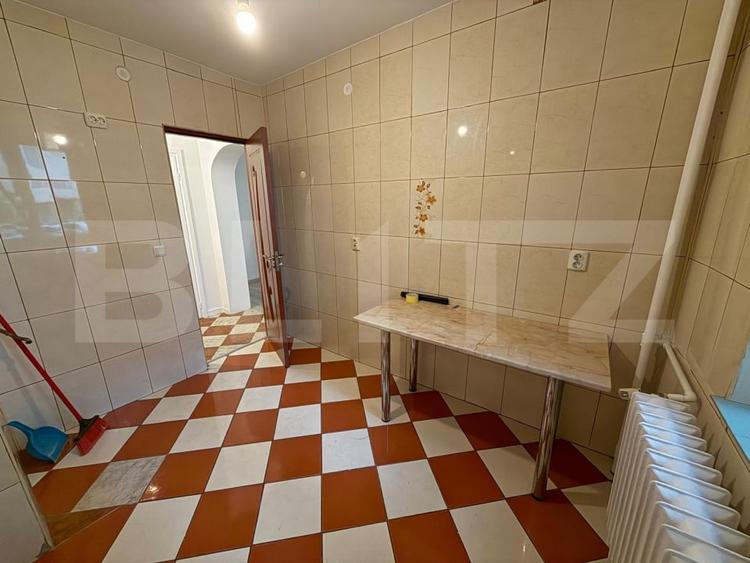 Apartament cu 2 camere semidecomandat în Republicii