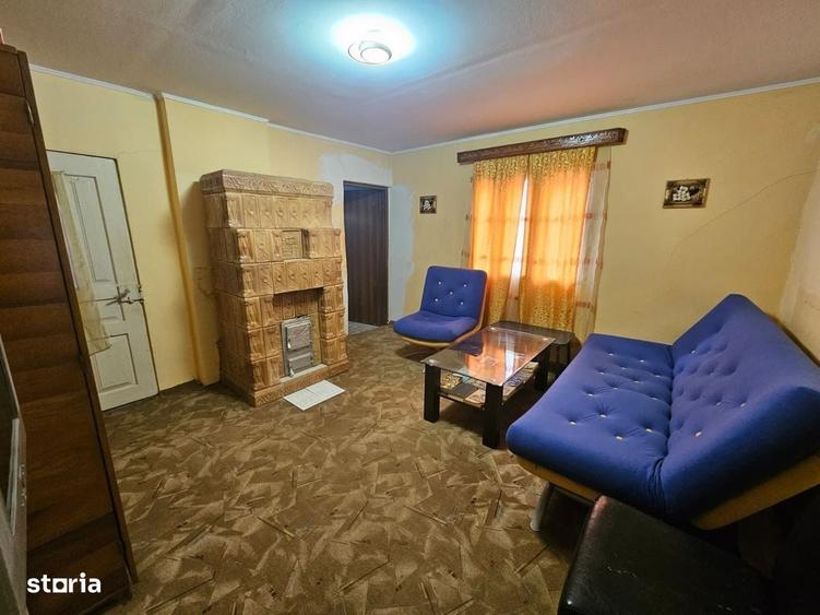 Casă cu 3 camere în Trăisteni