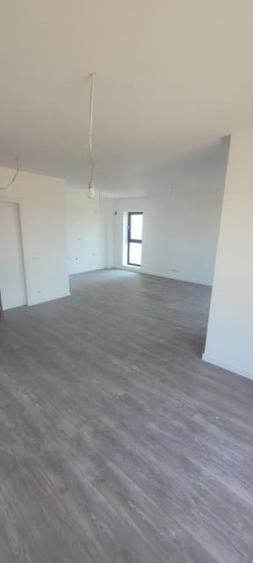 Apartament cu 2 camere decomandat în Baicului