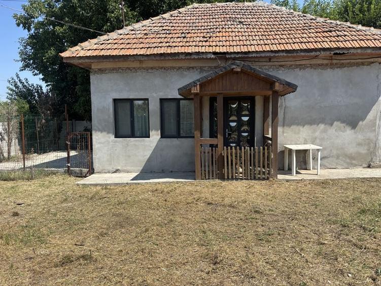 Casă cu 2 camere în Prunet