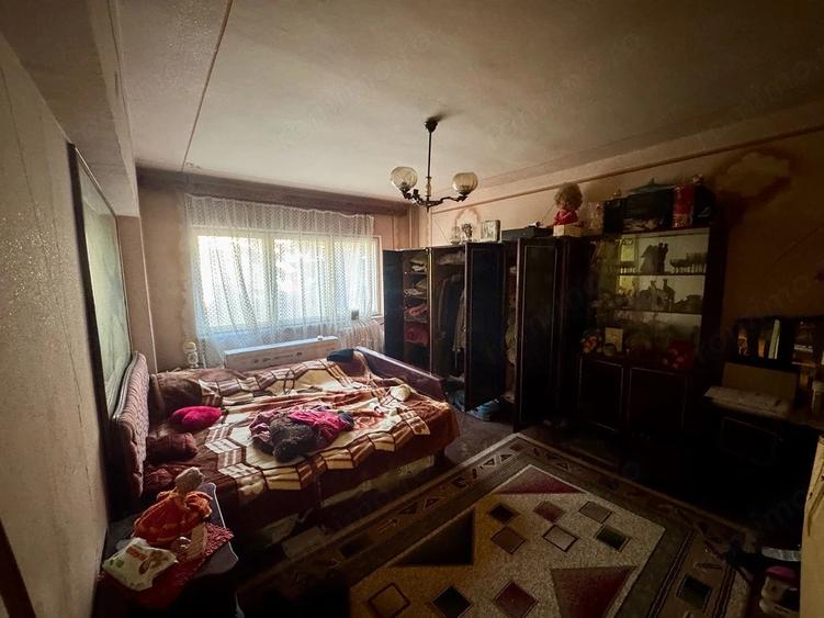 Apartament cu 3 camere decomandat în Ultracentral