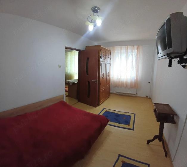 vand apartament 2 camere casa de cultura Constanta - 1