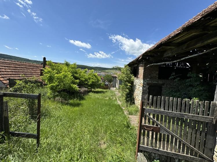 Teren Construcții intravilan de 1775 mp, în Chinteni