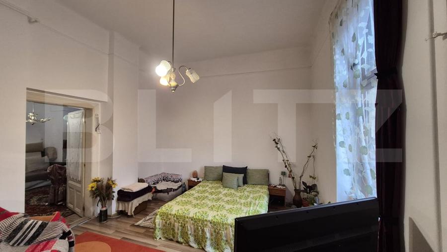 Apartament cu 2 camere semidecomandat, mobilat în Ultracentral