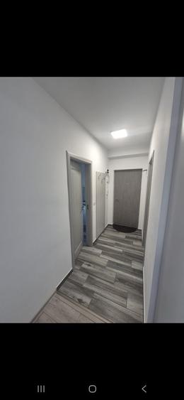 Garsonieră decomandată în Prundu