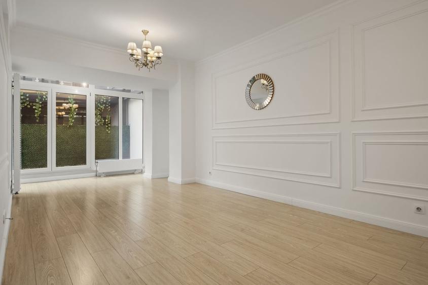 Apartament cu 2 camere decomandat în Moșilor