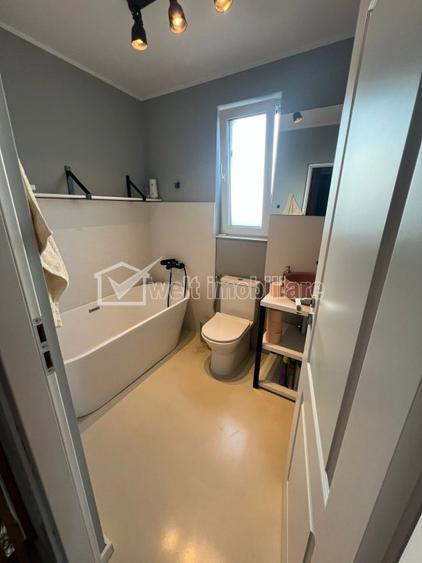 Apartament cu 3 camere decomandat în Florești