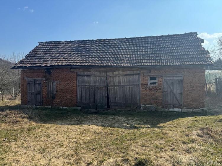 Casă cu 2 camere în Central