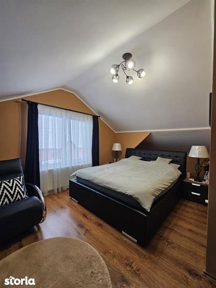 Casă cu 4 camere cu Teren 332 Mp în Sântandrei