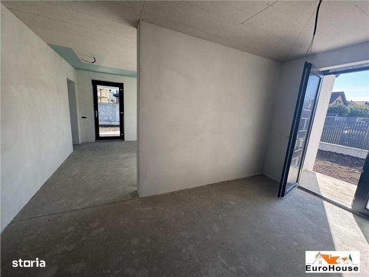 Casă cu 4 camere în Central