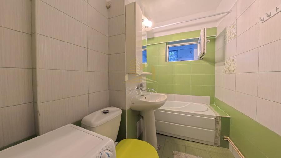 Apartament cu 3 camere decomandat, mobilat în Gheorgheni