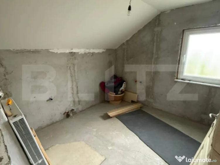 Casă cu 4 camere cu Teren 300 Mp în Burdujeni