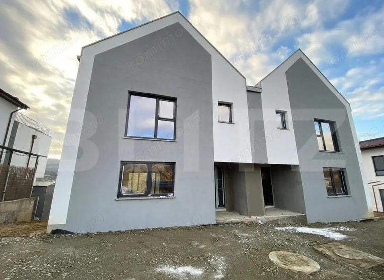 Casă cu Teren 240 Mp în Borhanci