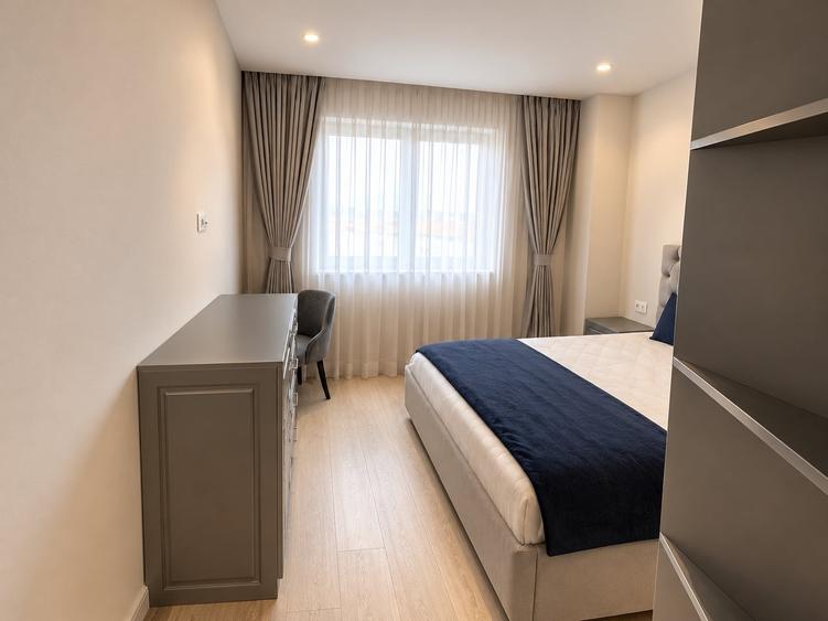 Apartament cu 2 camere decomandat, mobilat în Central