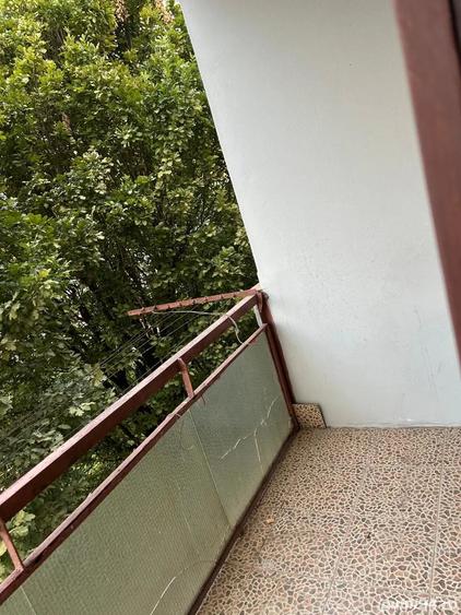 Apartament cu 4 camere decomandat în Bejan