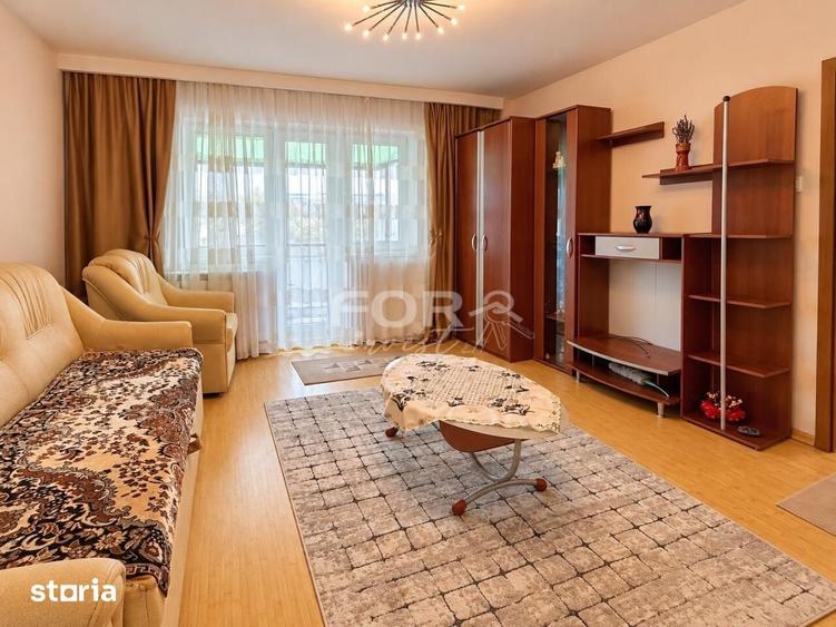 Apartament cu 3 camere decomandat în Nufărul