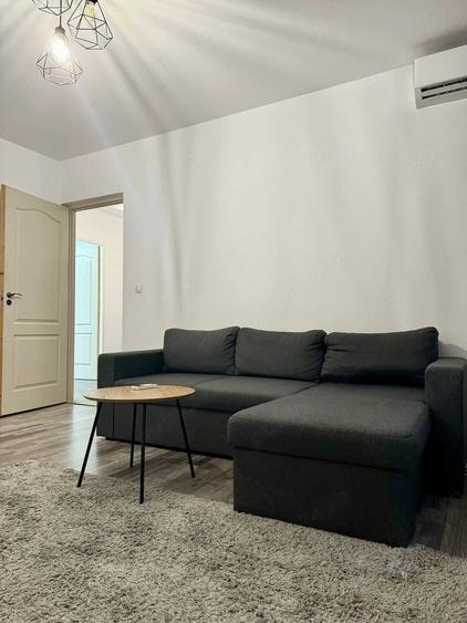 Apartament cu 2 camere decomandat în Eroii Revoluției