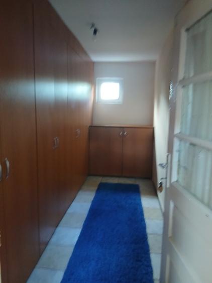 Casă cu 5 camere cu Teren 1027 Mp în Căciulați
