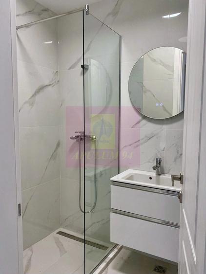 Apartament cu 3 camere decomandat în Armeneasca