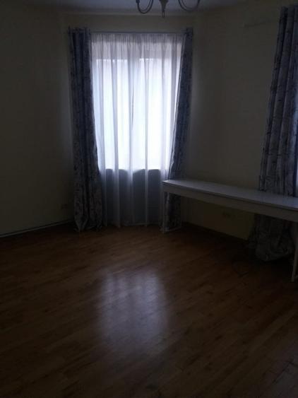 Garsonieră decomandată în P-ța Romană