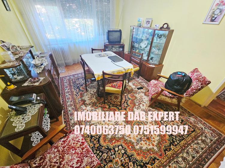 Apartament cu 3 camere decomandat în Țiglina 3